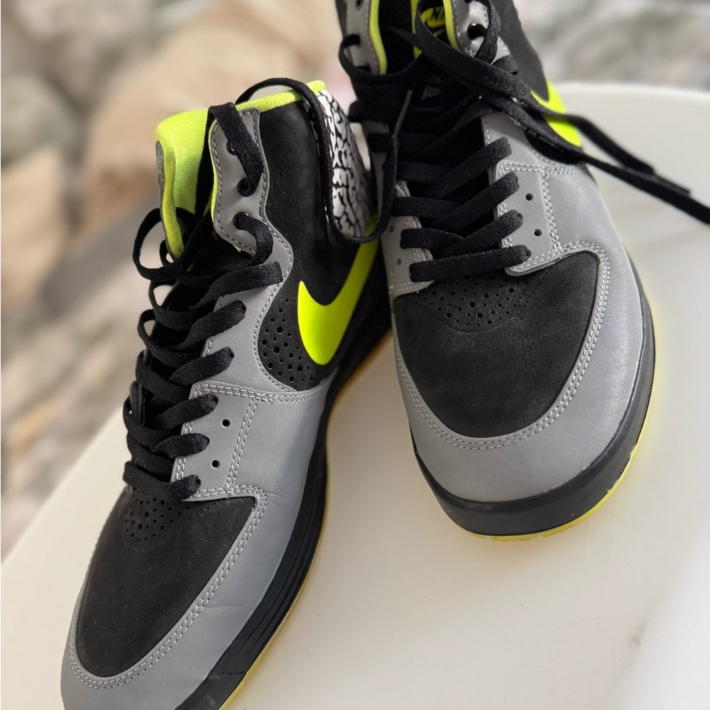 Nike Paul Rodriguez SB7 Hi-Top Sneakers